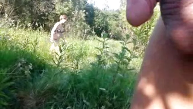 გოგონების შეხვდება მშობლები არის dick, და სროლა შემდეგ შეუერთდება სამშაბათს.