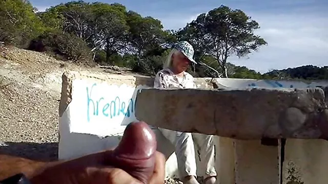 Squirting პორნო ვარსკვლავი ვიდეო ტყავი