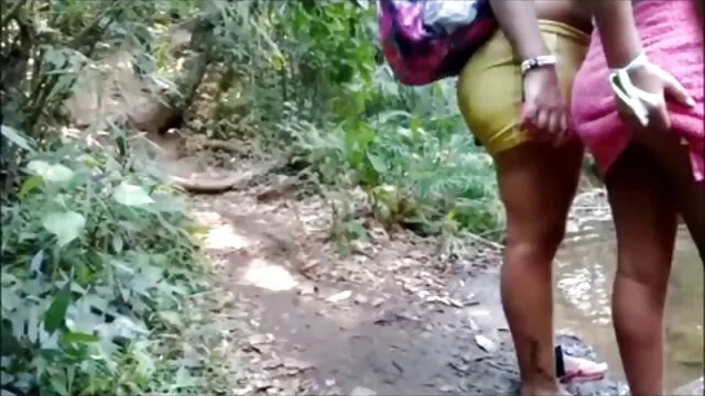 მე ეპერნი მისი big pussy amateur.